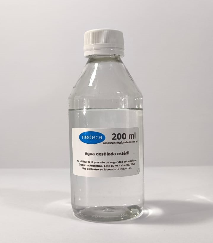 Agua destilada